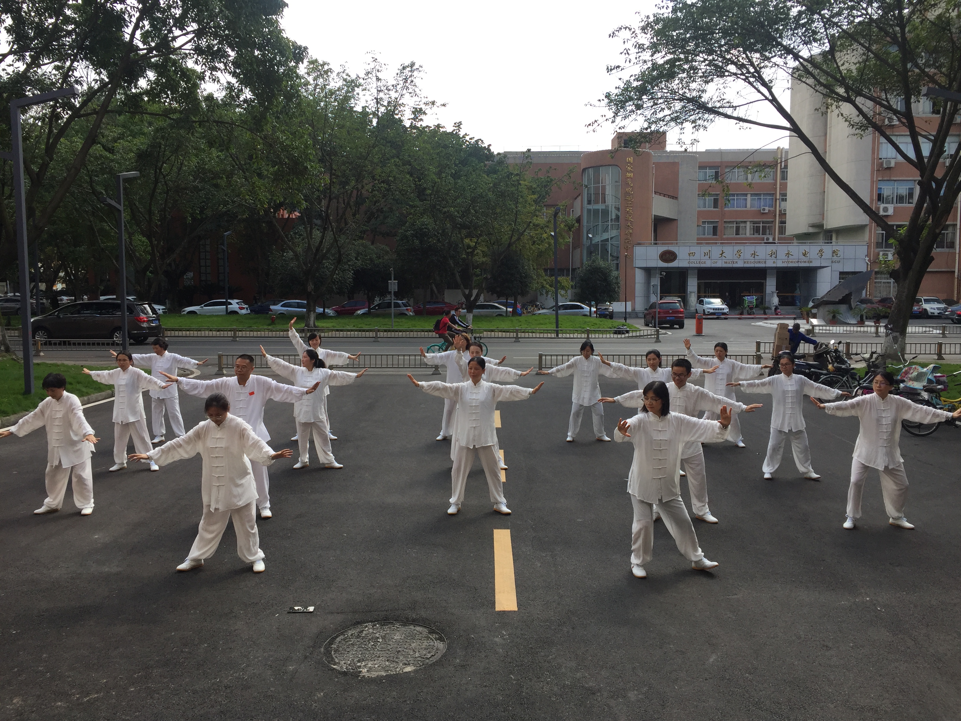 ????